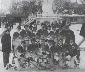 1995 Historic Hockey Team with Coach Mills on the left
