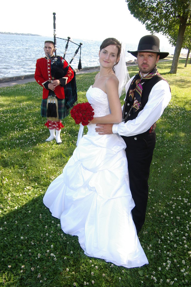 Larissa Procyshyn, Sverre Mundheim, and 25005 Cdt Piper Aaron Bradley (RMC 2011)