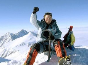 Everest Cda Woman 20070522