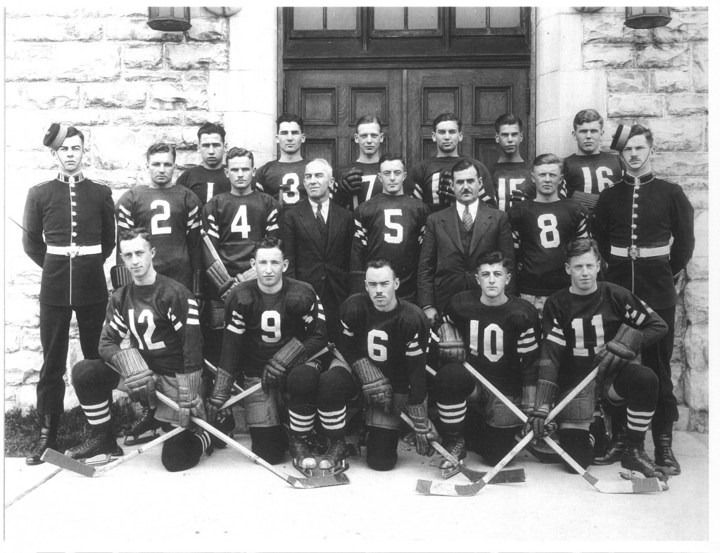 RMC ice hockey 1940