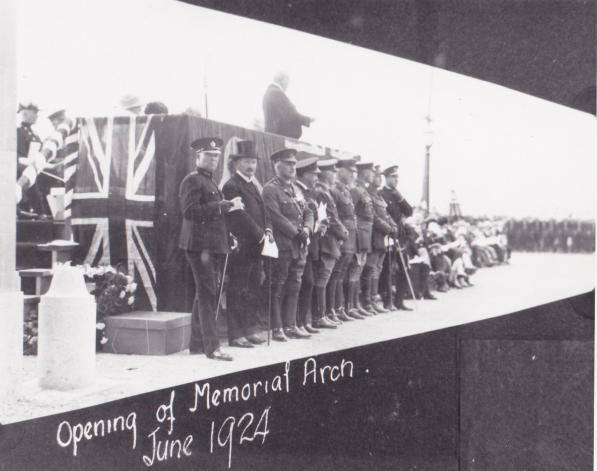 Opening-Cerfemony-Memorial-Arch-1924