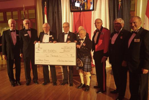 Ottawa presents cheque